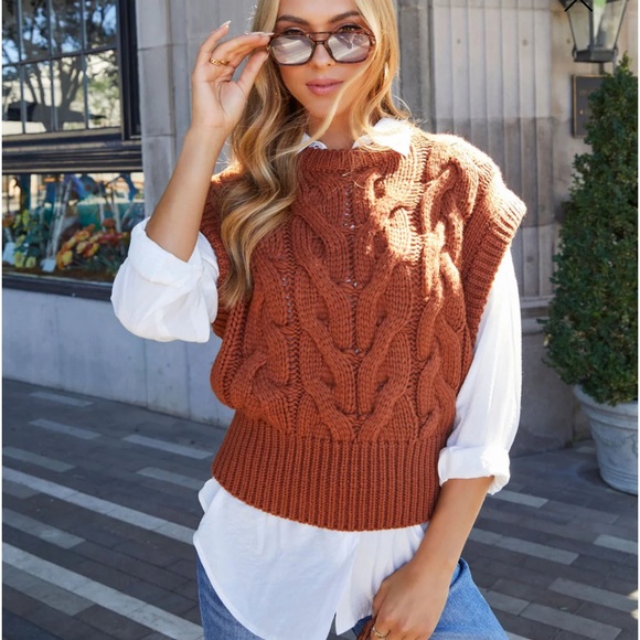 Vici Sweaters - Beautiful fall vest